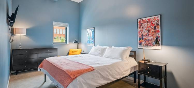 紫色套房PDX(VioletSuitesPDX Boutique Hotel)图片