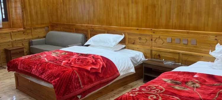 新都桥沁玲民宿图片