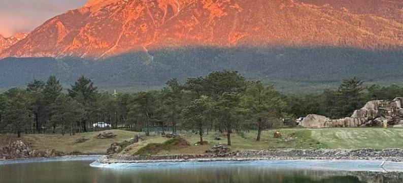 丽江华尔居酒店(古城南门店)图片