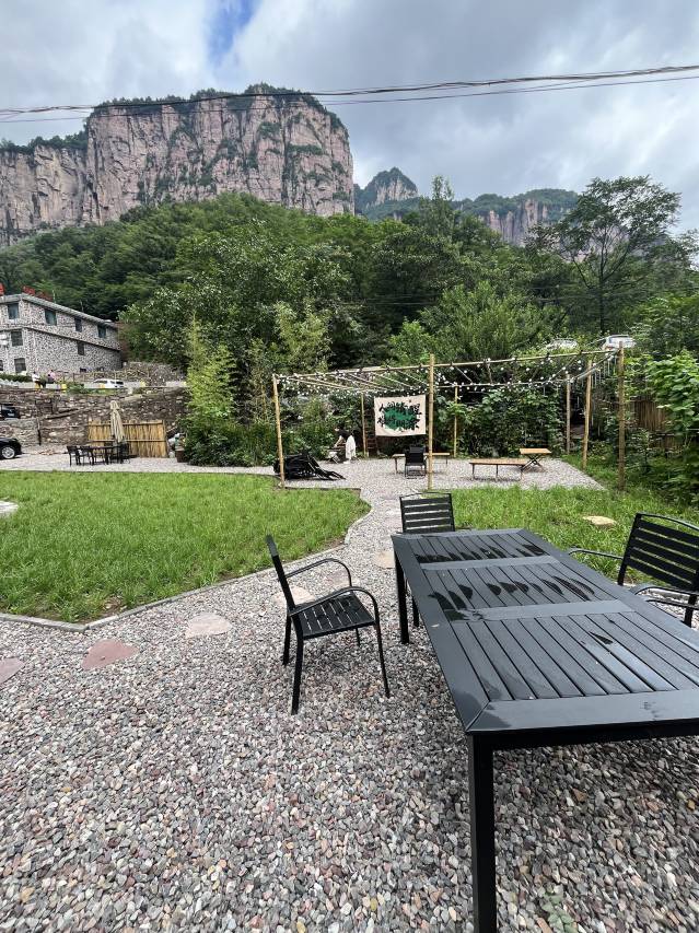 山隐归心民宿(万仙山景区店)图片