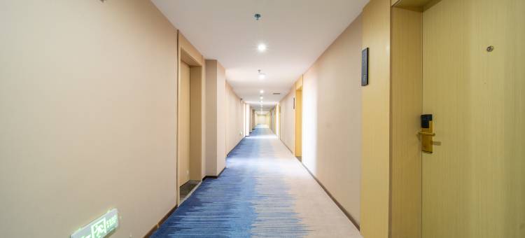 艺龙安悦酒店(乌鲁木齐天山国际机场店)图片