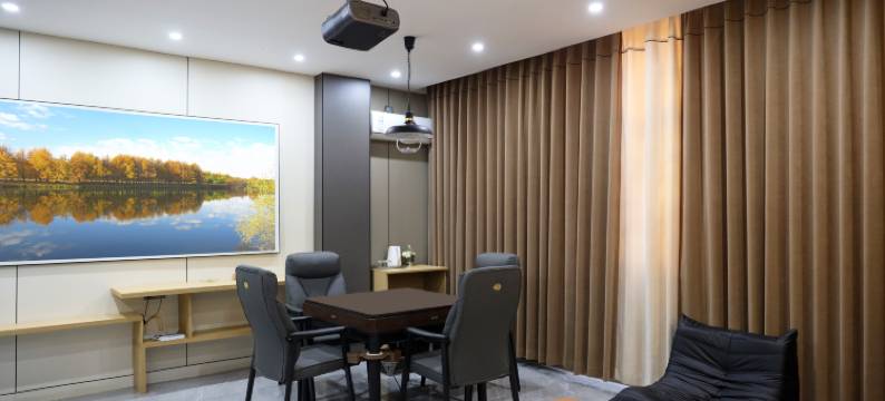 陆良烨科智能酒店(图腾商业中心店)图片