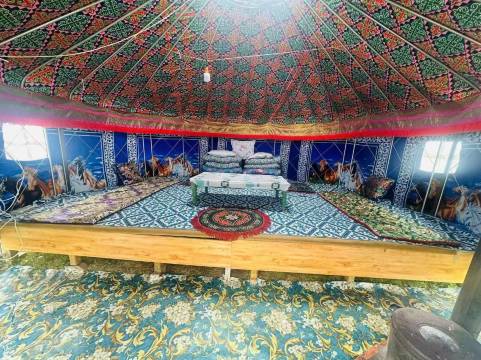 赛里木湖桃花源民宿