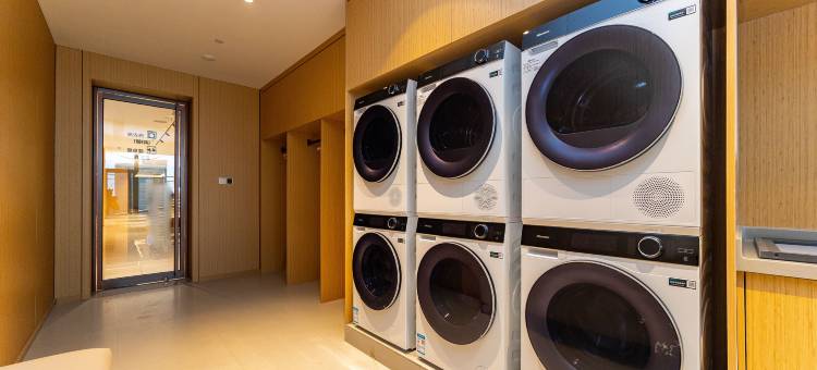 柏丽艾尚国际酒店(青岛五四广场奥帆中心店)图片