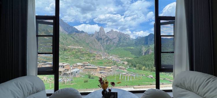 崖岸18°｜全视野日出•晨雾观景美宿(扎尕那景区店)图片