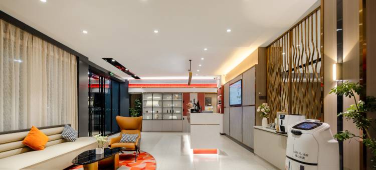 柏曼酒店(清远市政府顺盈时代广场店)图片