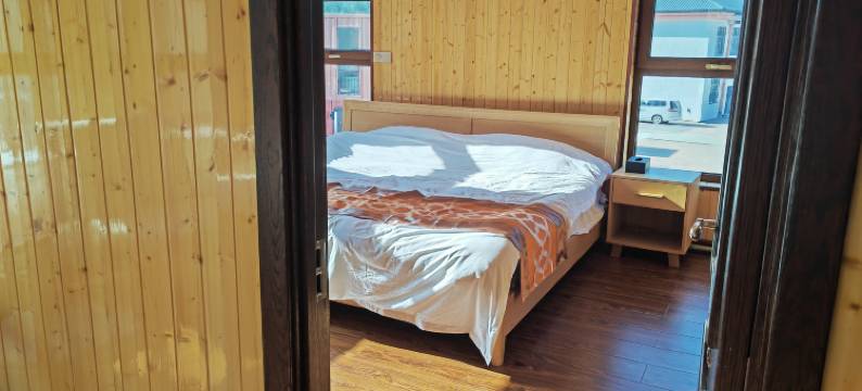 漠河集装箱旅馆图片