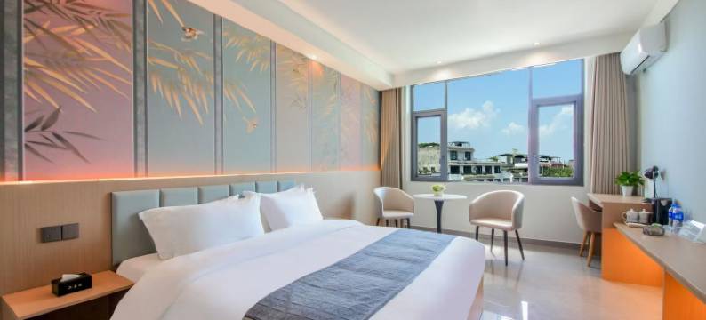 曼泊尼酒店(崇州高铁站店)图片