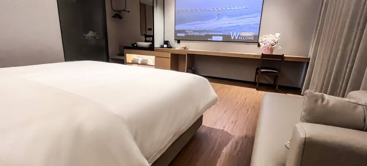 雅里汇旅程酒店(柳州高铁站柳南万达店)图片