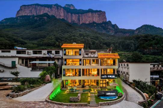 hotel overview picture