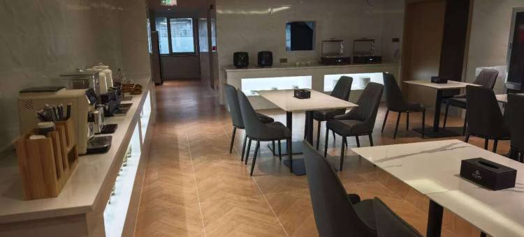 白玉兰酒店(武汉汉口火车站店)图片