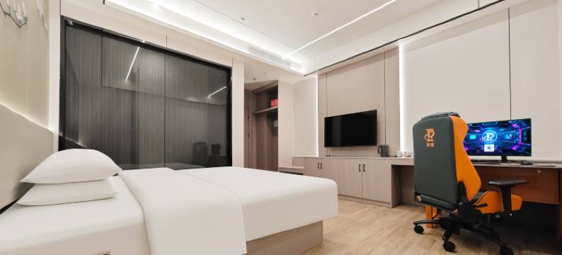 亚信电竞酒店(潮州人民广场店)图片