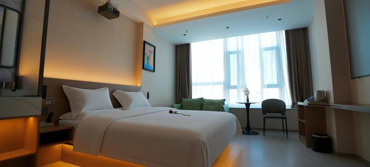 繁花酒店(石河子友谊时尚生活广场店)图片