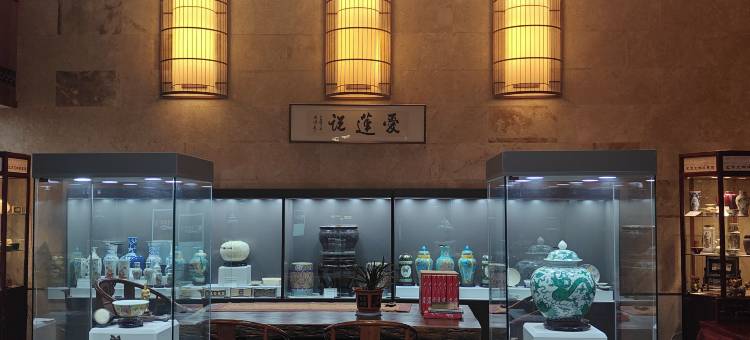 休宁爱莲说艺术酒店图片