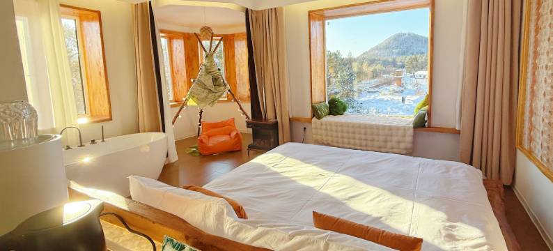 三莫三可·拾叶知悠酒店图片