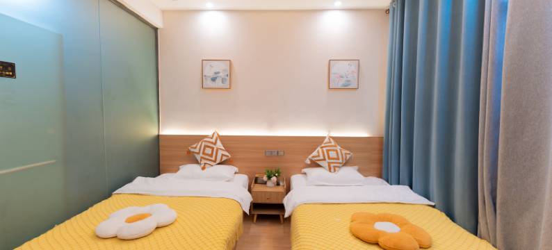 一路繁花民宿(张家界天门山索道店)图片