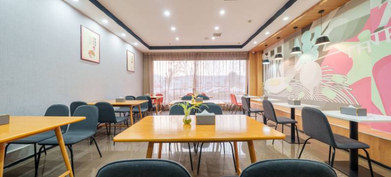 尚客优酒店(西华高铁站店)图片