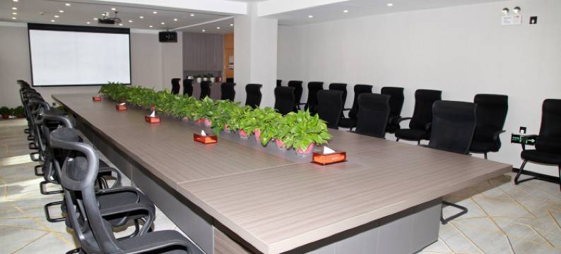 如家睿柏·云酒店(盂县秀水西街店)图片