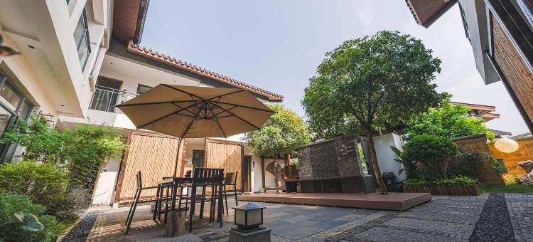 松风花月民宿(兴义万峰林机场高铁站店)图片