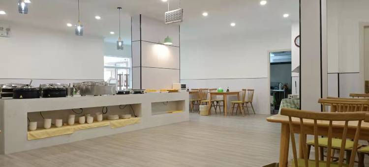 沃森假日酒店(句容崇明地铁站店)图片