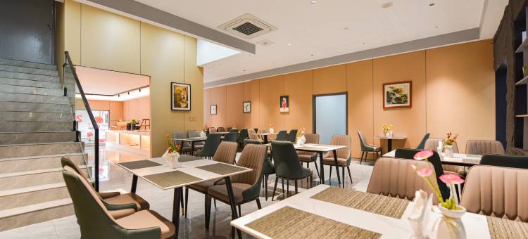 喀纳斯智能酒店(梁平高铁南站店)图片