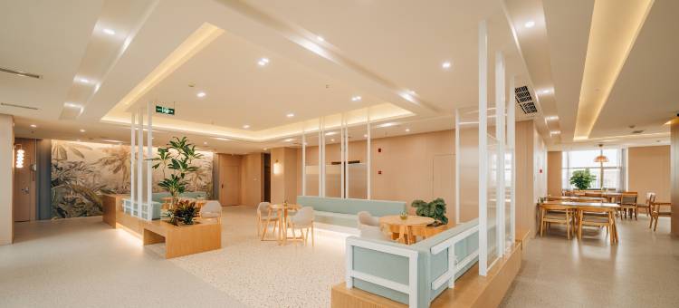 丽呈睿轩酒店(乐山张公桥美食街店)图片