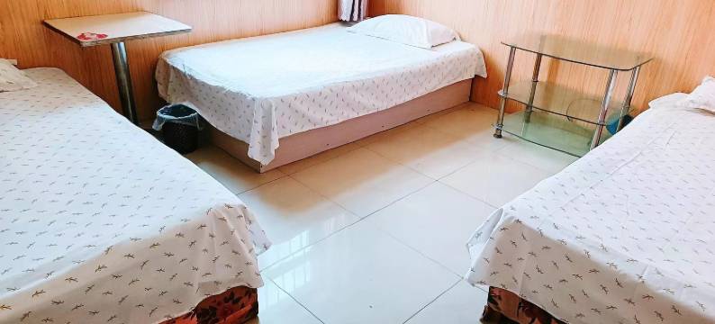 泰安金源招待所(泰山站长途汽车站店)图片