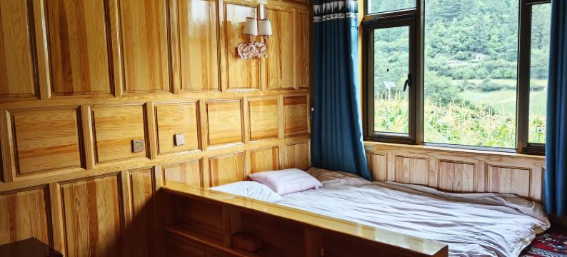 姜巴酥油灯藏家民宿图片