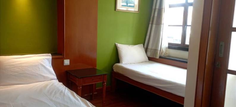 Alpine LXPD Water Chalet图片