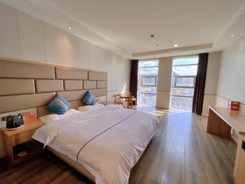 安龙温州阳光酒店(人民政府汽车站店)