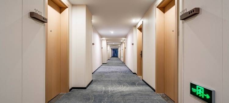 网鱼电竞酒店(嘉兴桐乡万象汇店)图片