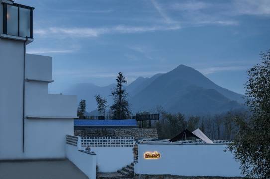 安吉坡上·春晓星空泳池Rustic Luxury美宿(龙王山峡谷漂流店)图片