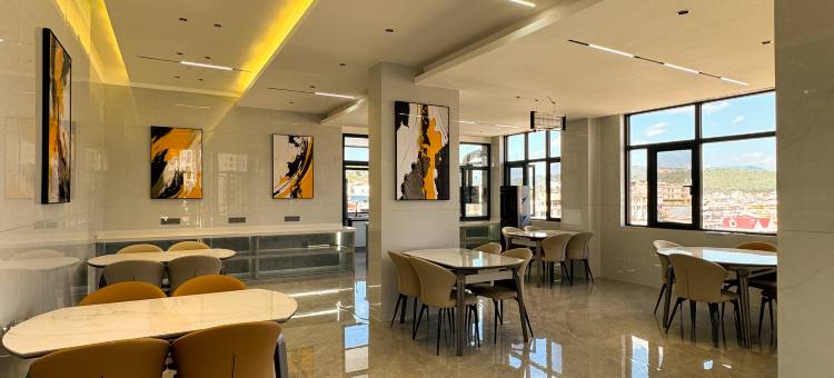 鑫海逸智能酒店(石屏玉屏街店)图片