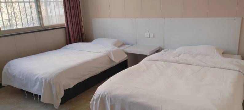 泗水都市商务宾馆图片