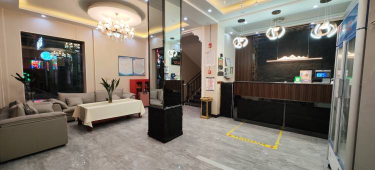 大柴旦春潮宾馆(翡翠商业步行街店)图片