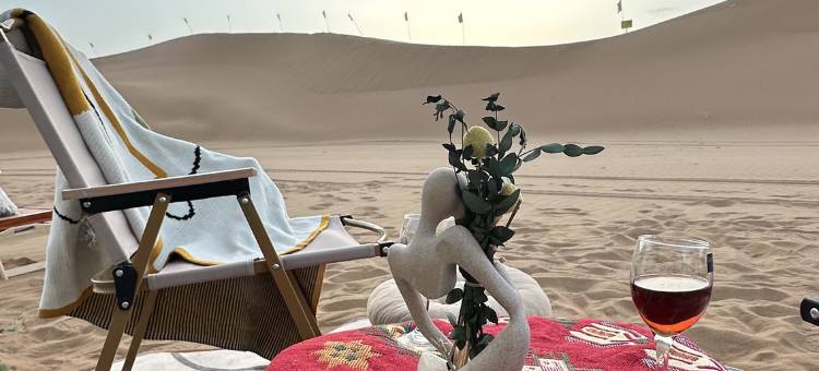 星舍星光沙漠野奢露营基地图片