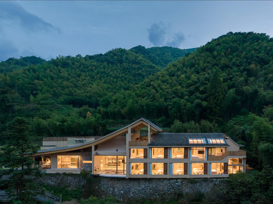 远喧庐·冠佩民宿(余姚店)