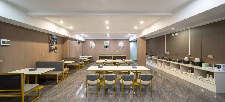 雅斯特酒店(仙桃职业学院店)图片