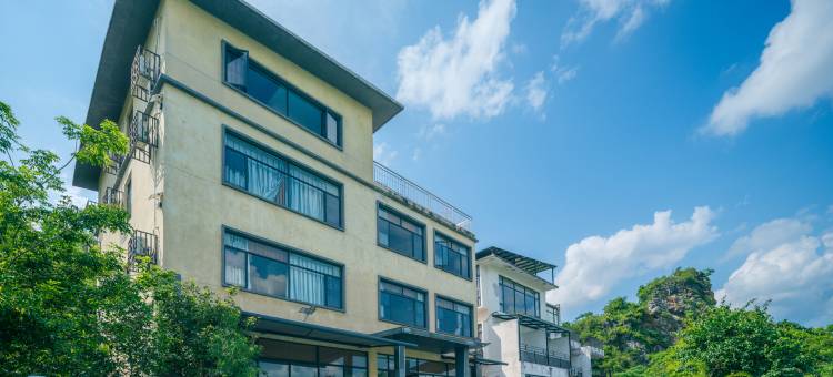 英西峰林走廊·曲尘花汤泉民宿图片