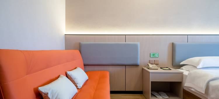 伯纳德酒店(贵阳世纪金源购物中心茶园地铁站店)图片