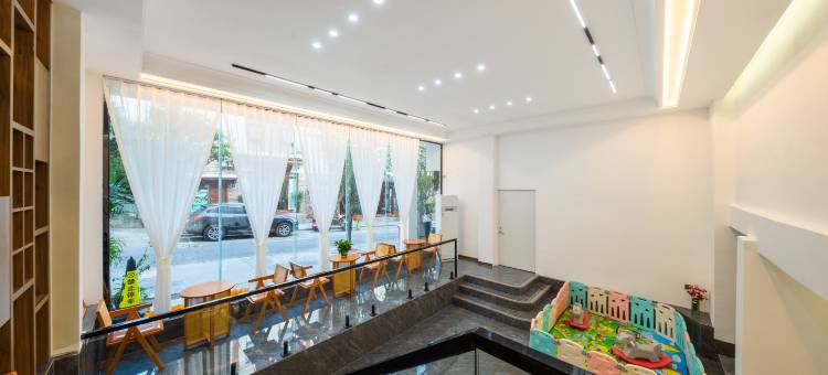 竹坞清民宿(荔波小七孔景区东门售票大厅店)图片