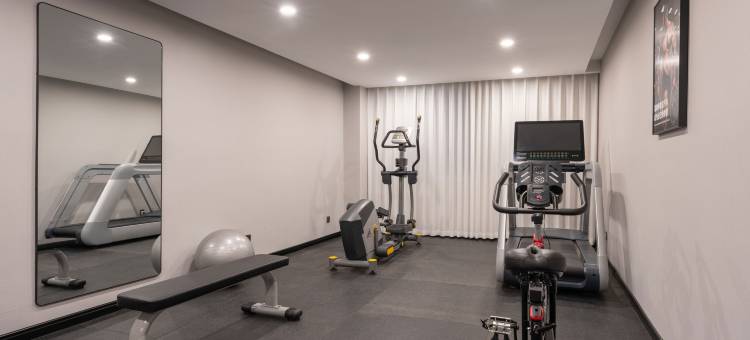 和颐至尚酒店(石家庄火车站西广场西美花街店)图片