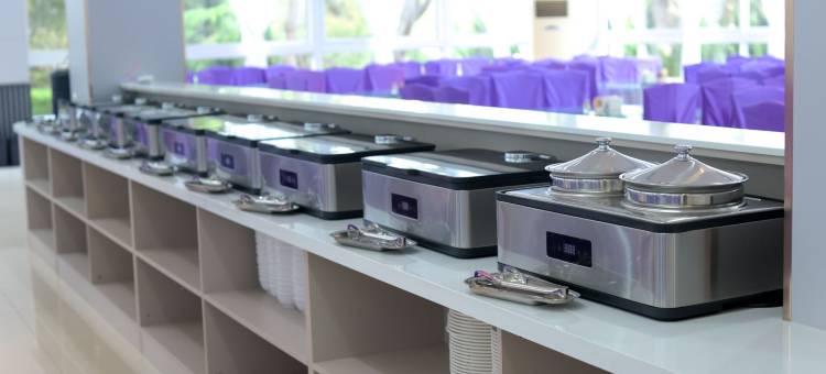 鸿雅酒店(北戴河碧螺塔海上公园店)图片