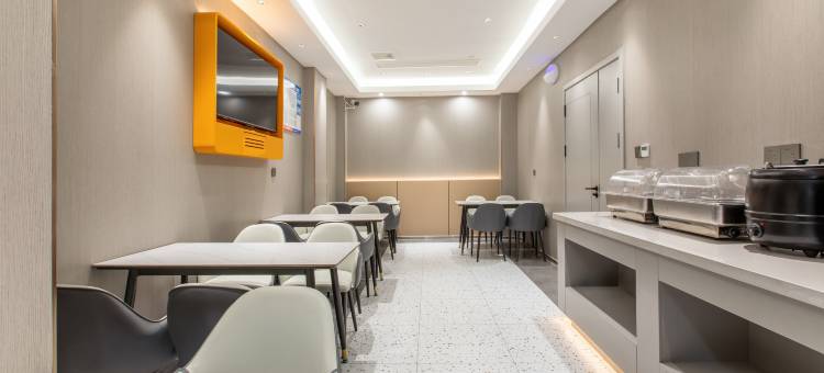 7天酒店(信阳罗山客运站店)图片
