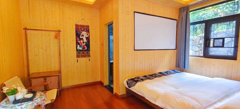 云冰山浆洞客栈图片