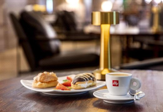 Le Méridien Santiago Hotel Overview