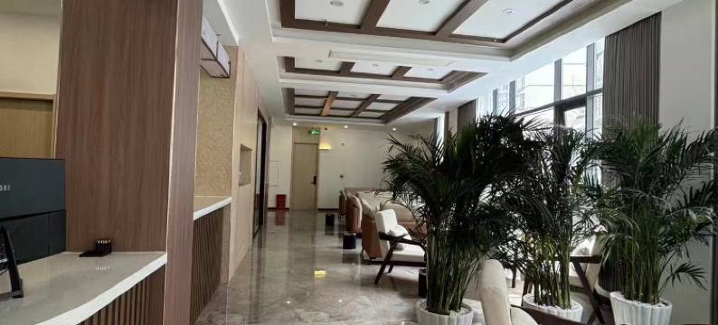 邻水润八方酒店图片