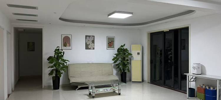嘉里顿青年民宿(郑州中豪汇景湾店)图片