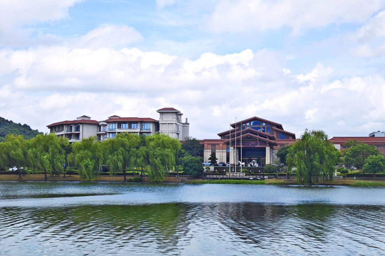 湖州皇冠假日酒店图片