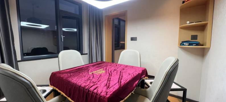 钟祥海域酒店(名仕西路店)图片